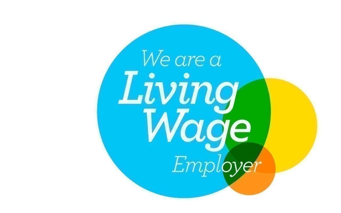 [INFOGRAPHIC] The Benefits of Paying a Living Wage on a Business